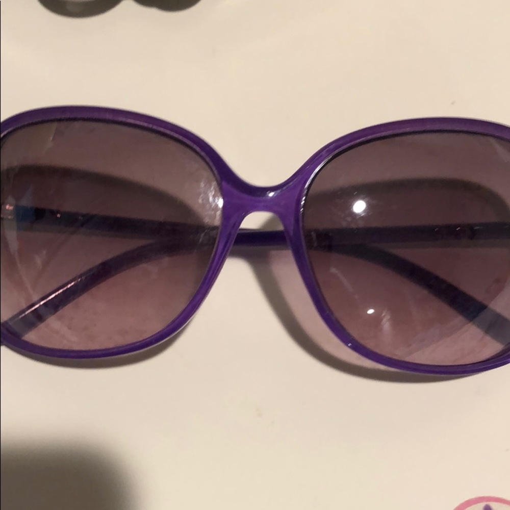 Sunglasses - Picture 2 of 3
